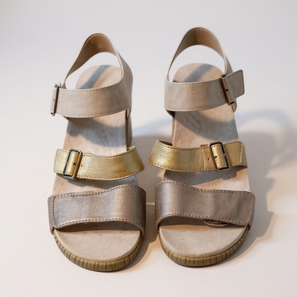 Dansko Shoes - Dansko Malena Multi-Metallic Leather 3 Strap Clog Sandal Size EU 39 US 8.5-9